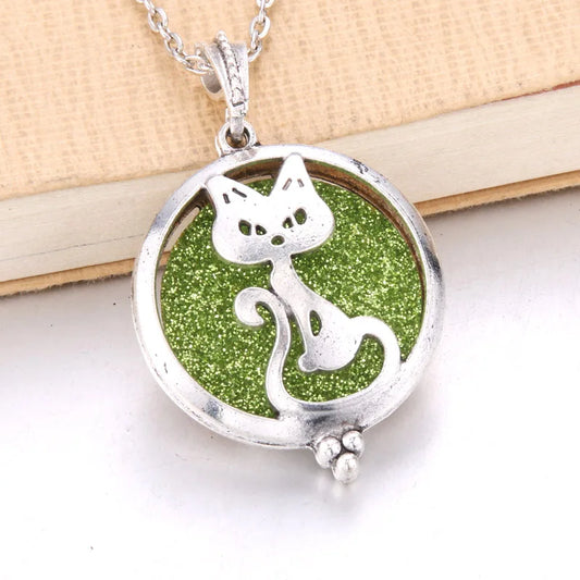 Aromahalsband i Silver med symbol av en katt 